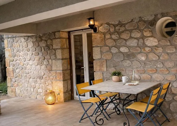 Maison Thany 2 *